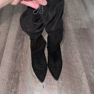 Elegant Black Women's Slouchy Jessica Simpson Boots